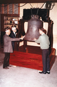 Walter Knott, Bud Hurlbut and guest admire the newly installed Liberty Bell in Independence Hall.