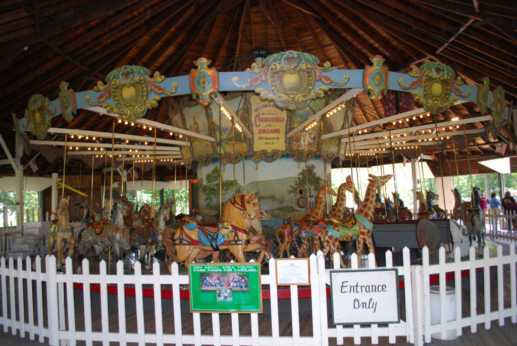 Historic-Dentzel-carousel-Weona-Park-Pen-Argyl-PA-2009-photo
