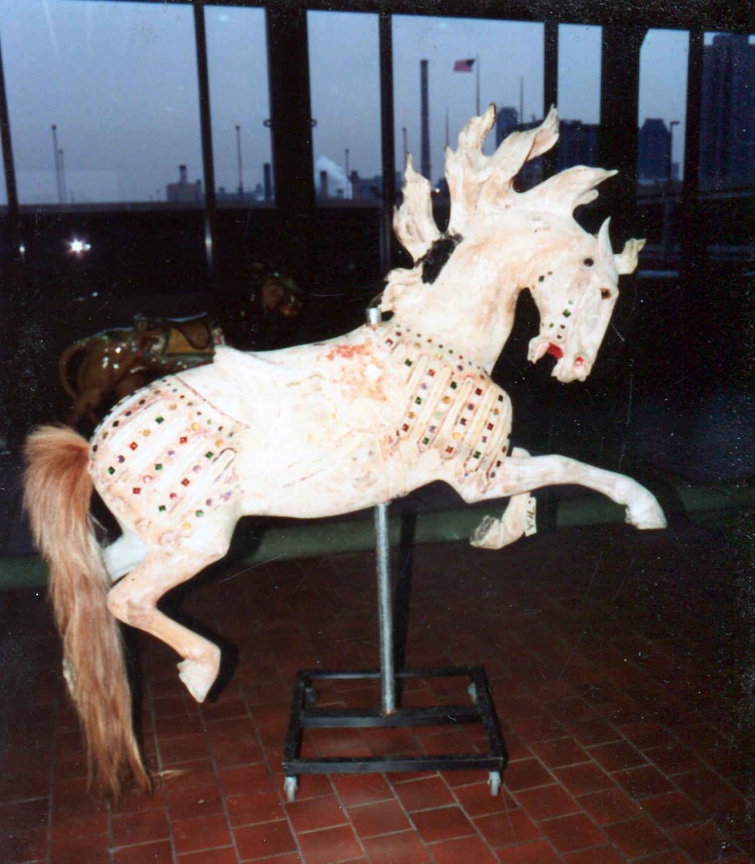 Illions-flyng-mane-carousel-horse-world-record-auction-121k