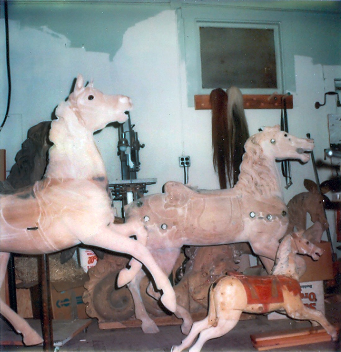 Fraley-Redbug-Studio-carousel-horse-restoration-1980-visit