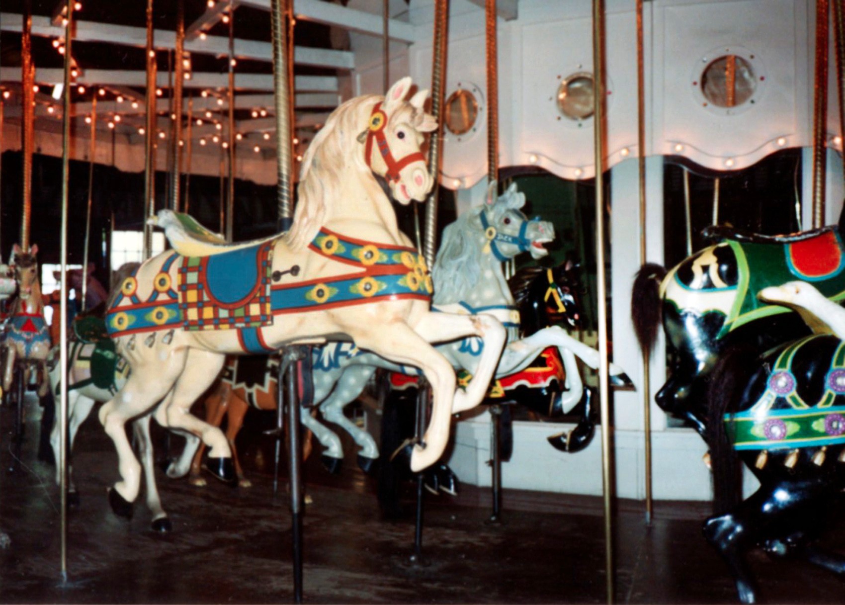 Whalom-Park-Looff-carousel-horse-014