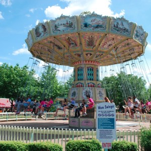 Historic-Lake-Compounce-CT-amusement-park-swing-ride-6 ...