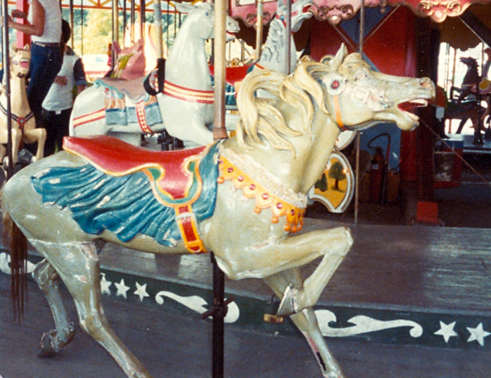Rocky-Point-RI-ca-1910-Herschell-Spillman-carousel-horse
