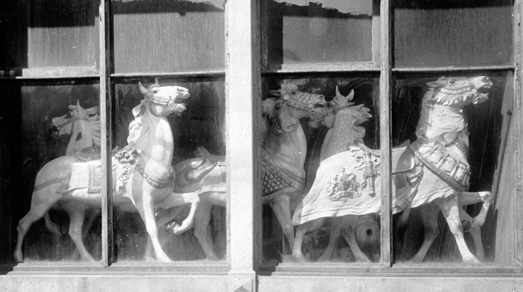 D-C-Muller-Brothers-carousel-carving-shop-window-PA-1910