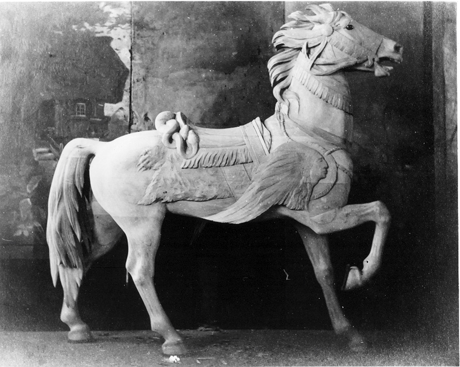 Daniel-Muller-carved-carousel-Indian-pony-ca-1905