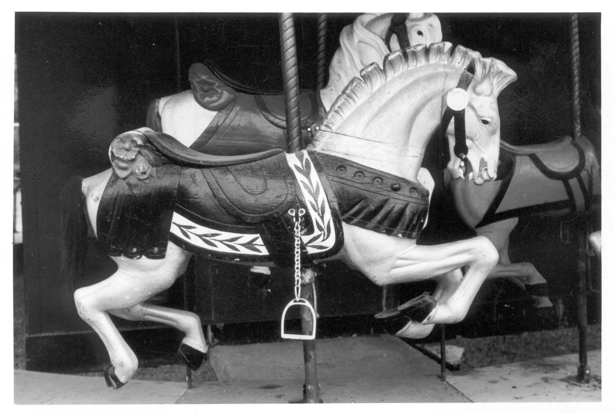 Saltair-ca-1910-Looff-carousel-horse